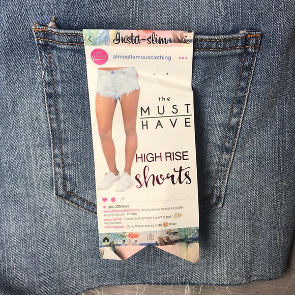 Must have high rise shorts - Picture 4 of 6